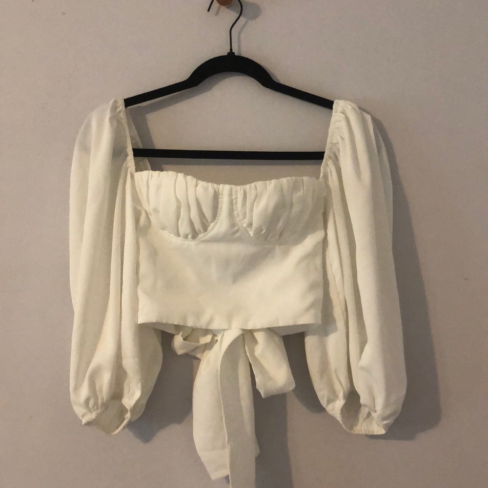 Cute bustier top!